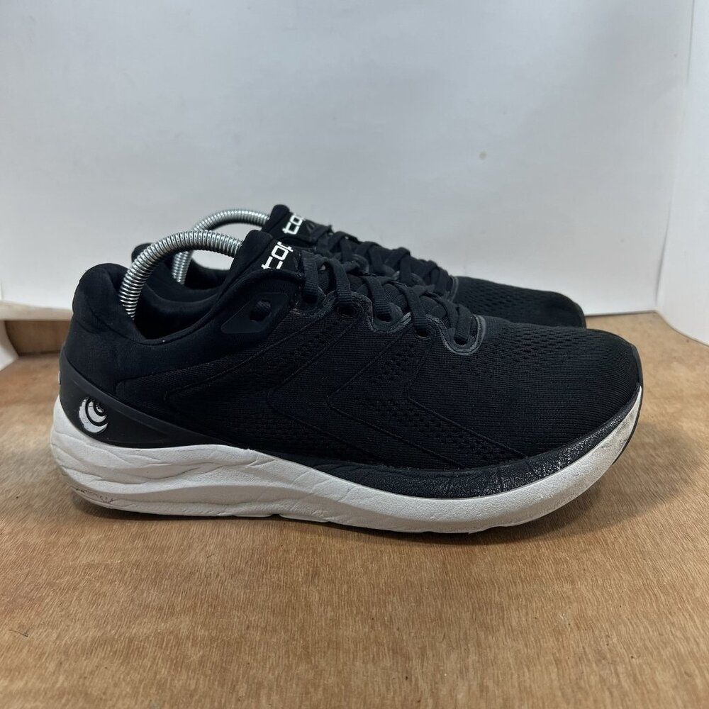 Topo Athletic Phantom 2 Men Size 9 Black Running Shoes Sneakers